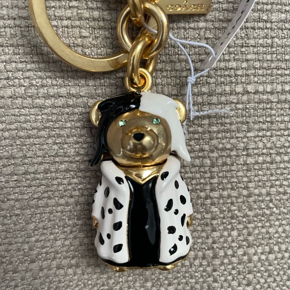 Disney X Coach Cruella Bear Bag Charm new - Picture 2 of 14